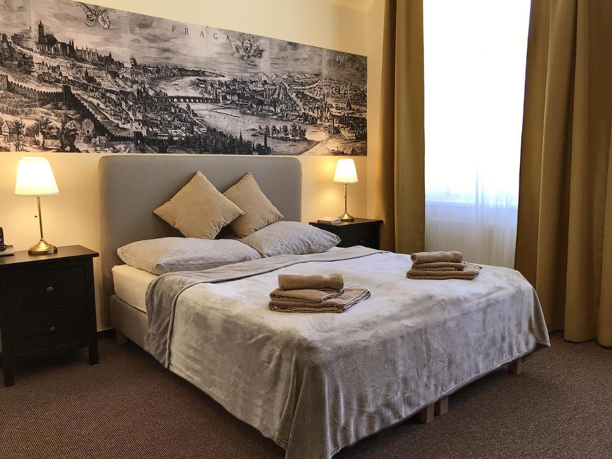 Light Rooms Прага Экстерьер фото