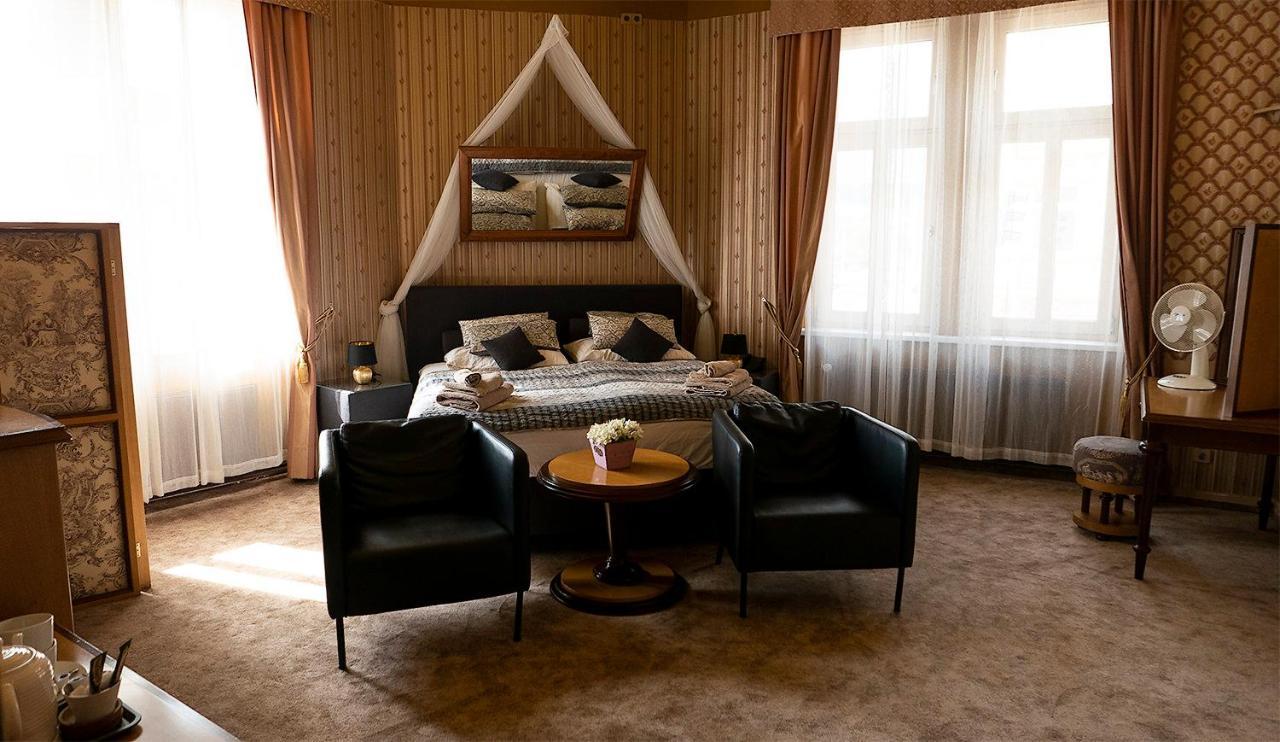 Light Rooms Прага Экстерьер фото